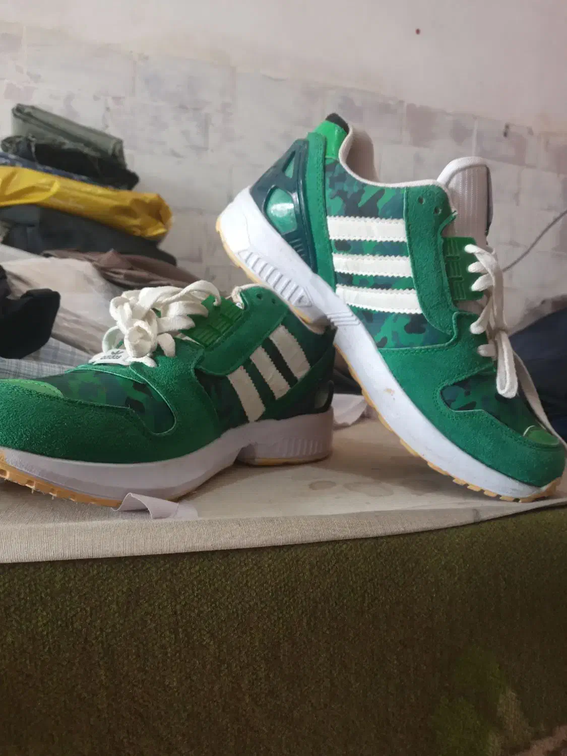 کفش|کیف، کفش، کمربند|مرند, |دیوار