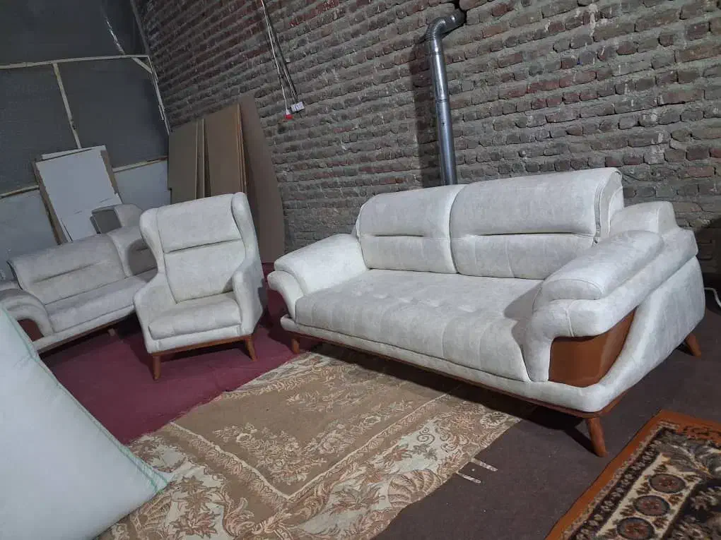 مبل راحتی گرند|مبلمان خانگی و میز عسلی|خوی, |دیوار