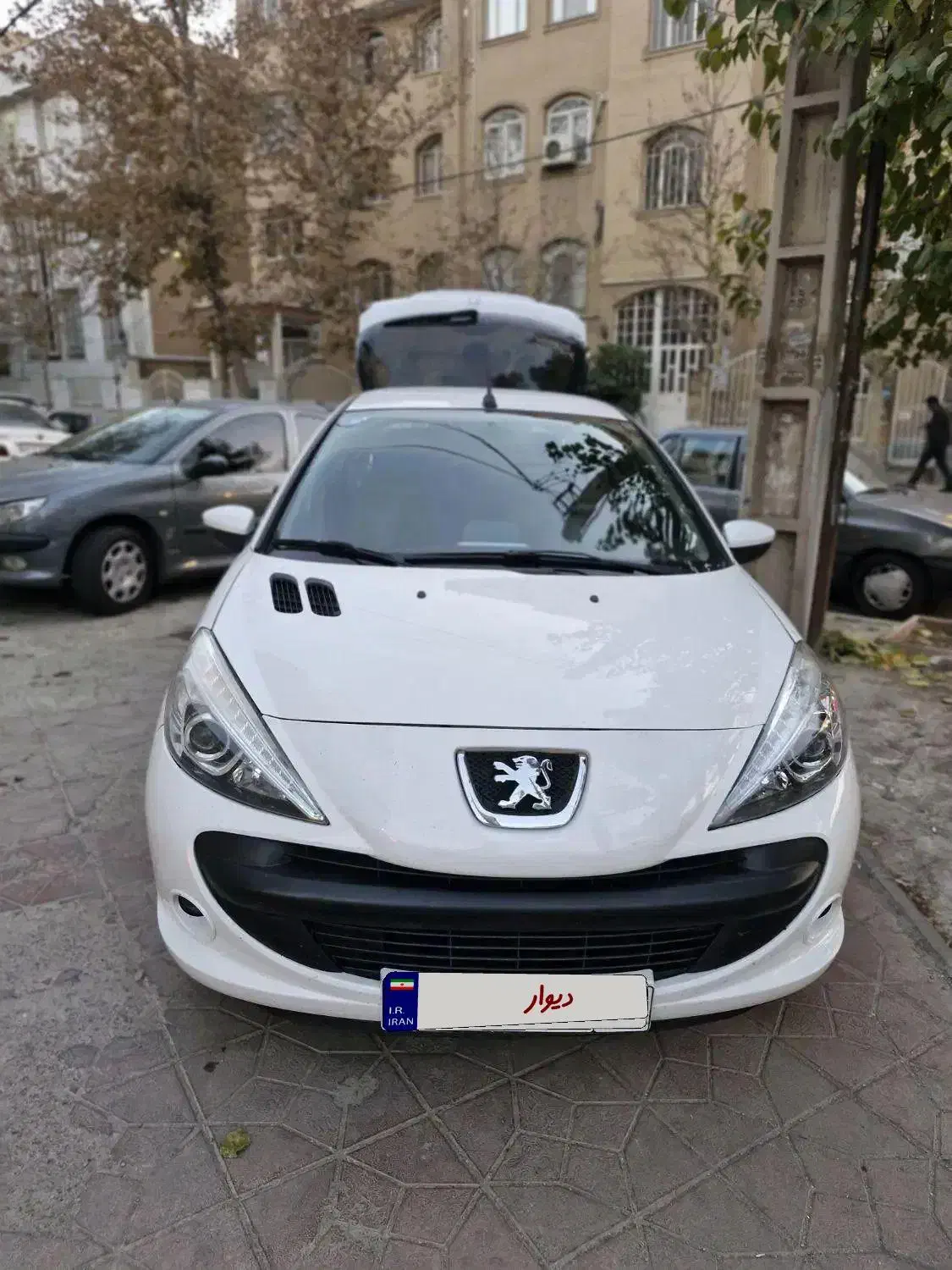 207 اتوماتیک ۶ دنده مدل ۱۴۰۲|خودرو سواری و وانت|کرج, برغان|دیوار