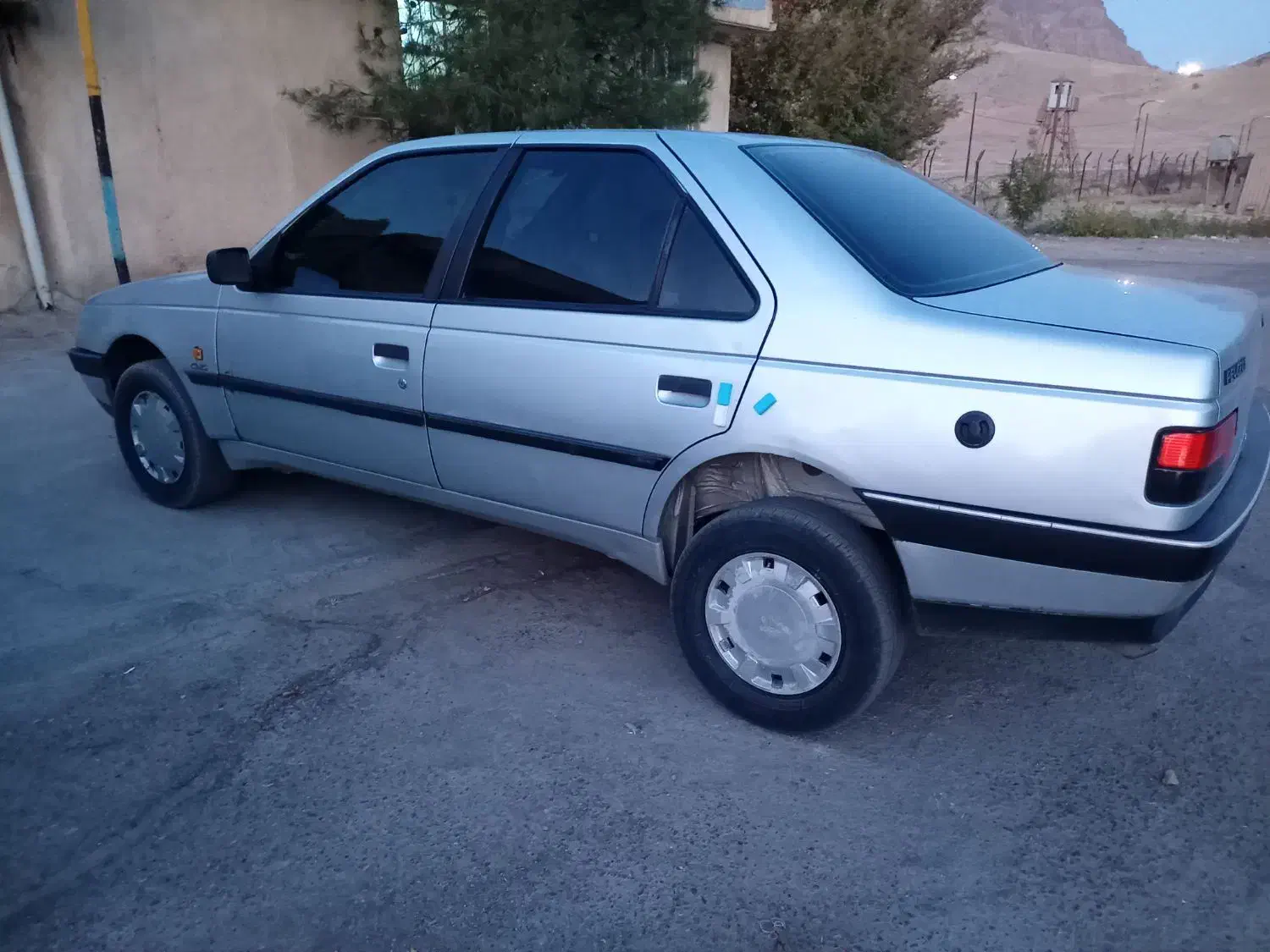 پژو 405 دوگانه سوز شرکتی|خودرو سواری و وانت|خرمآباد, |دیوار