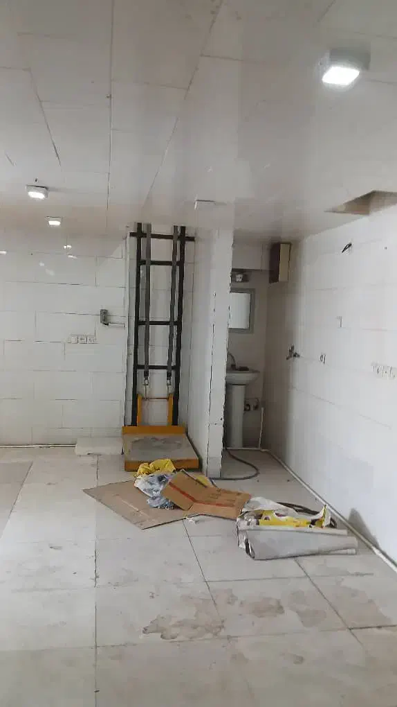 مغازه بلوار سیبویه ،جنب ایستگاه اتوبوس امام زاده|اجارهٔ مغازه و غرفه|شیراز, لب آب|دیوار