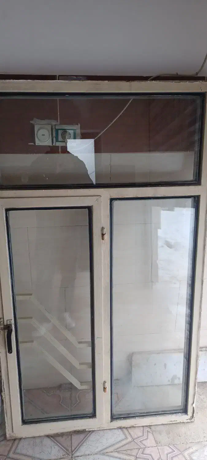 پنجره آهنی|مصالح و تجهیزات ساختمان|قیدار, |دیوار