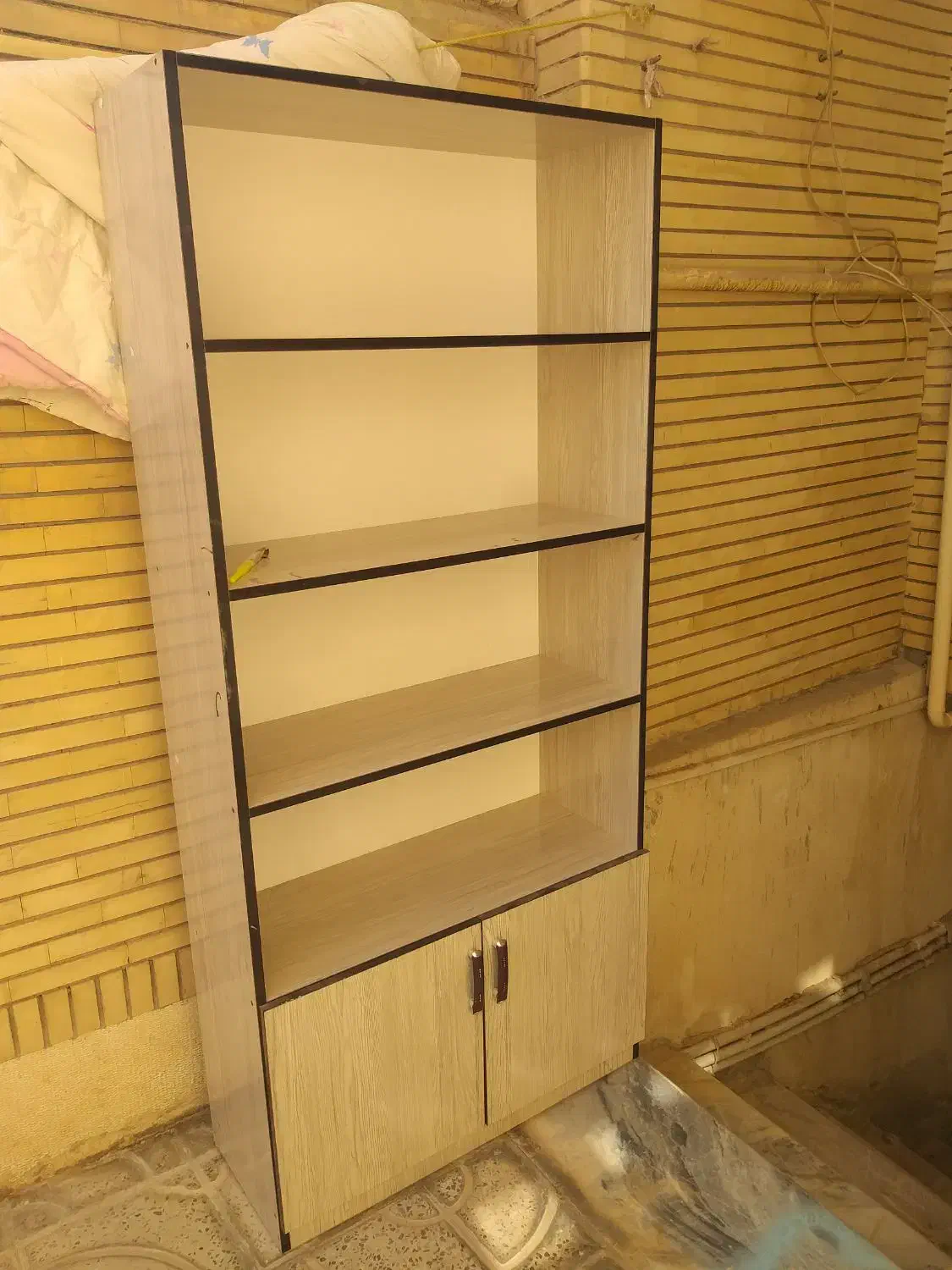 کتابخانه|کتابخانه، شلف، قفسه‌های دیواری|ایلام, |دیوار