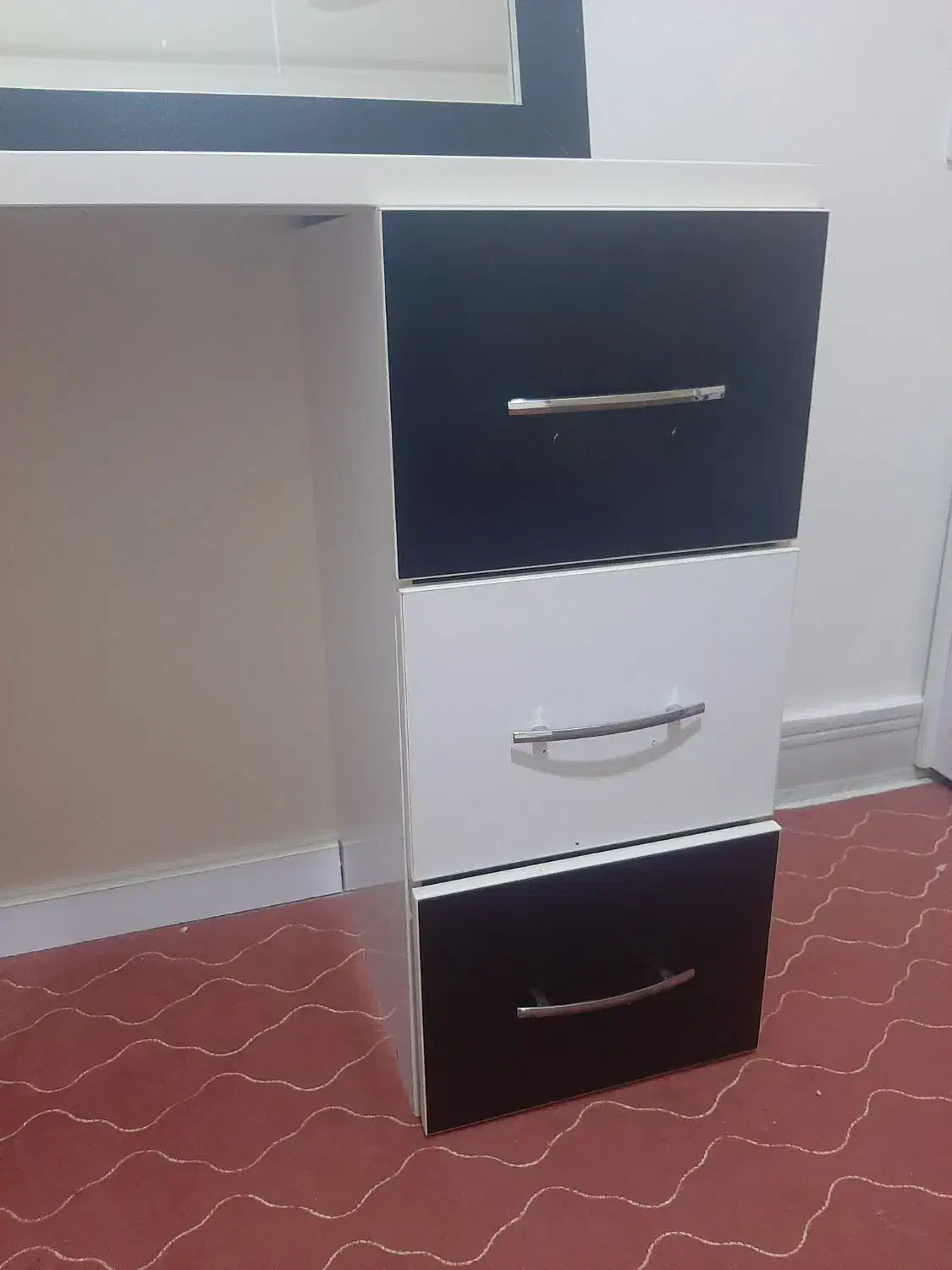 میز آرایش کشابدار|مبلمان خانگی و میز عسلی|رامهرمز, |دیوار