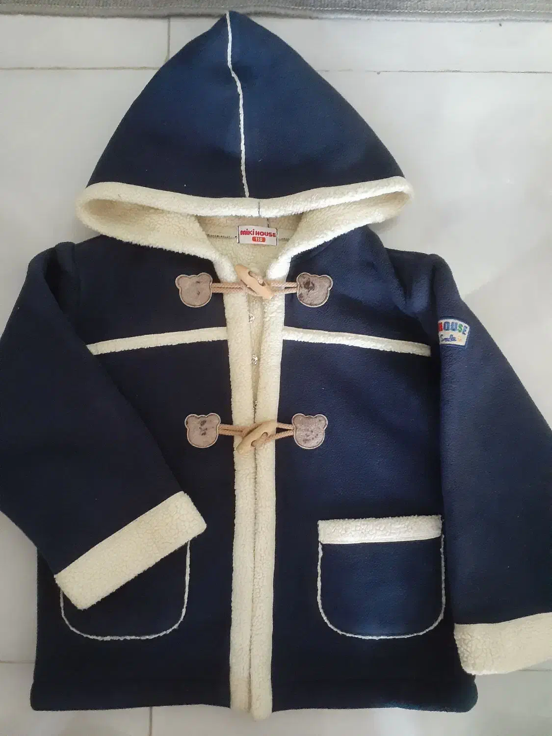 کاپشن کتی بچگانه|کفش و لباس بچه|اندیشه, اندیشه فاز ۴|دیوار