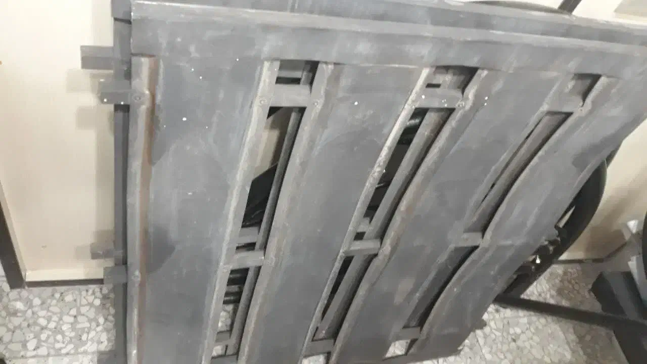 تخت فرفورژه یک نفره|تخت و سرویس خواب|تهران, هوانیروز|دیوار