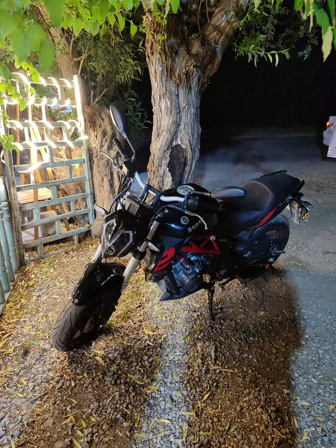 بنلی 300|موتورسیکلت|بروجرد, |دیوار