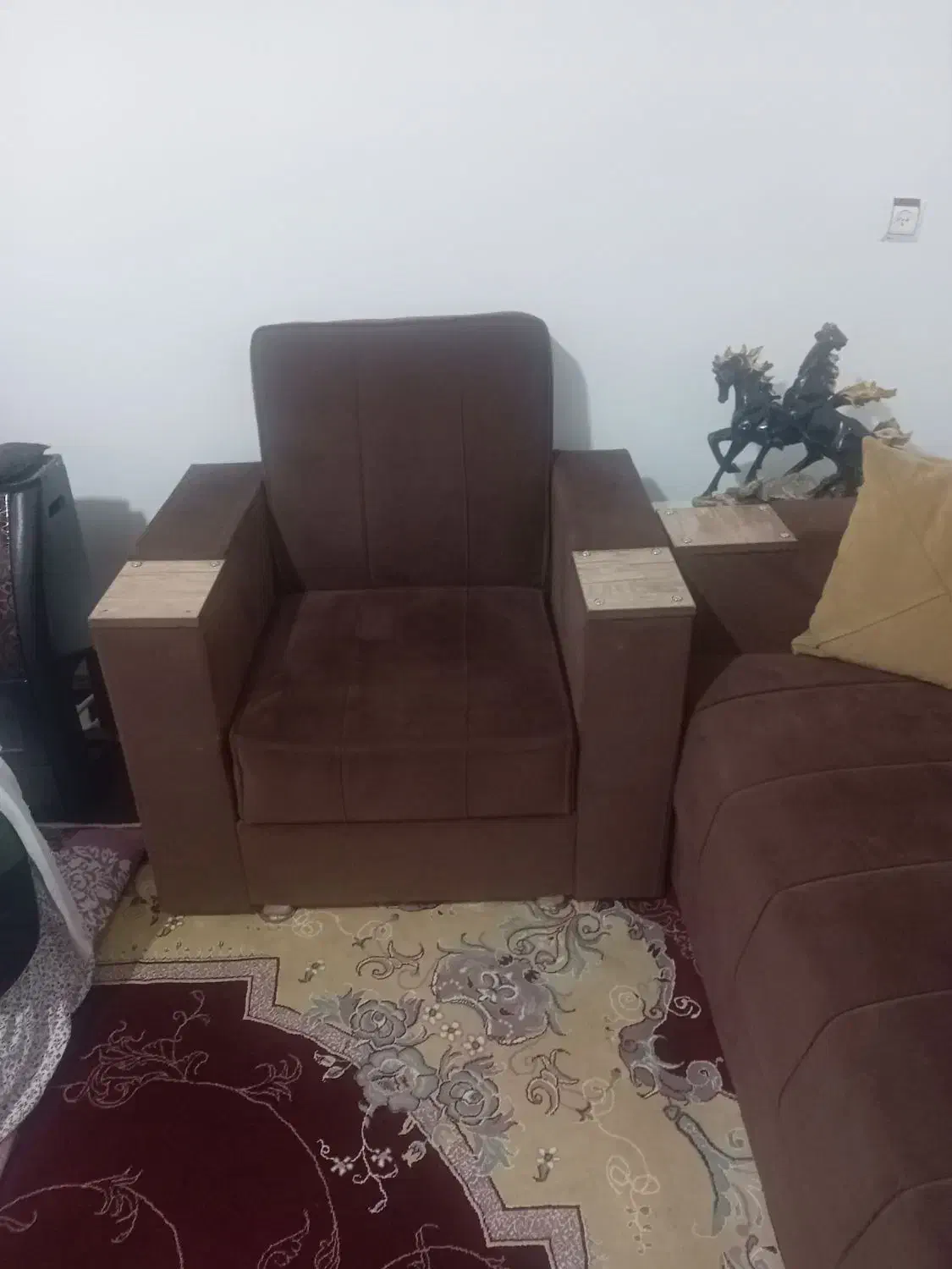 موبل|مبلمان خانگی و میز عسلی|سلماس, |دیوار