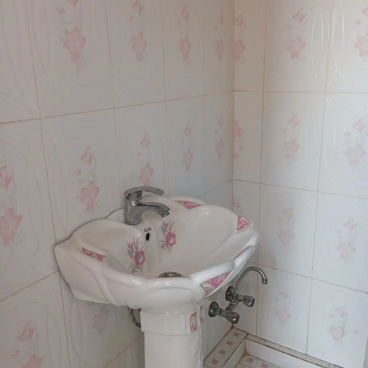 رهن واجاره خانه در روستای بهاءاباد زرند|اجارهٔ خانه و ویلا|زرند, |دیوار