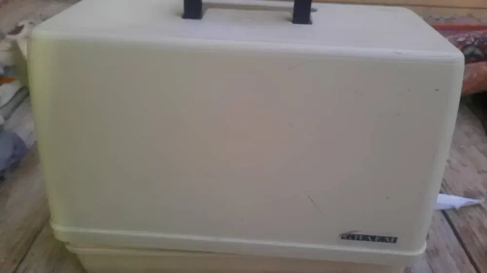 چرخ خیاطی  قدیمی برقی|چرخ خیاطی و ریسندگی|شاهین‌شهر, مخابرات (شهید بهشتی)|دیوار