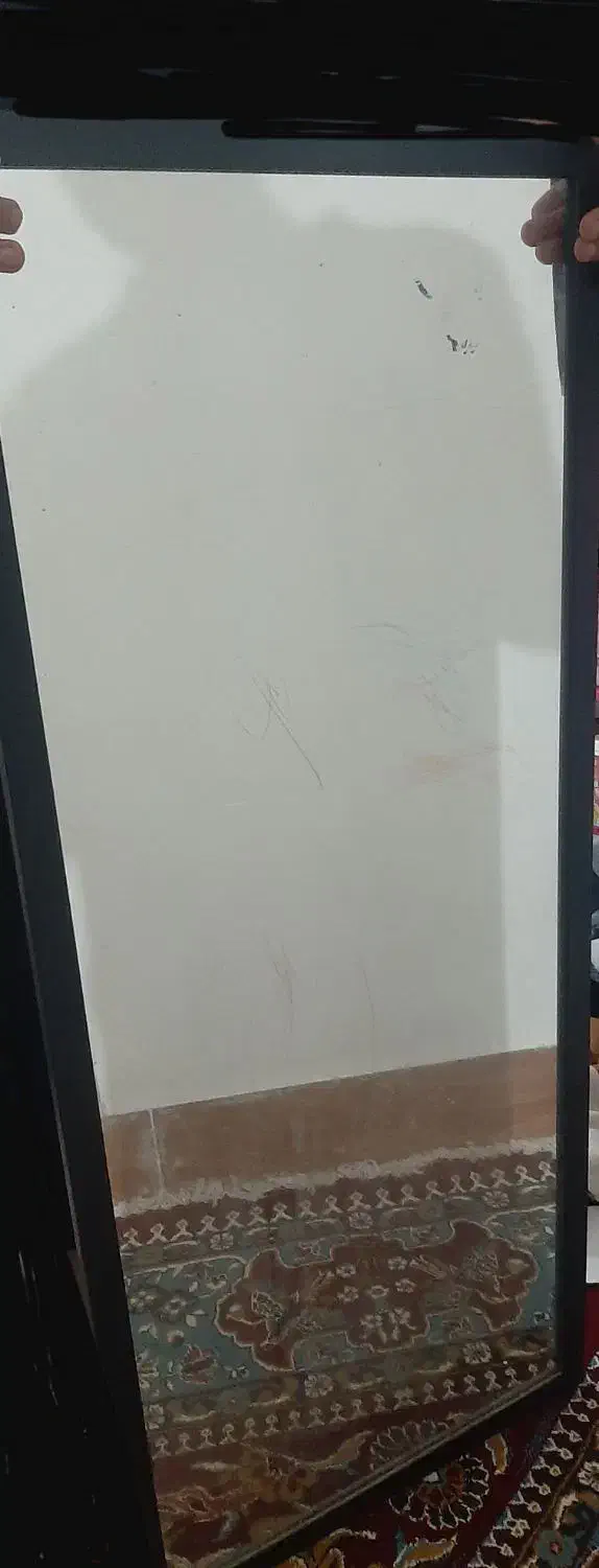 اینه|آینه|بندر دیر, |دیوار