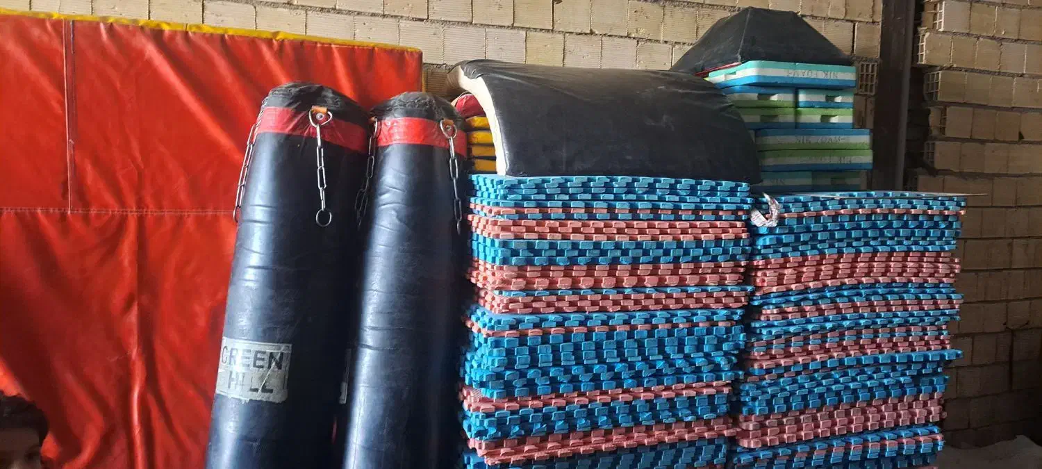 لوازم باشگاه|تجهیزات ورزشی|رباطکریم, شترخوار|دیوار