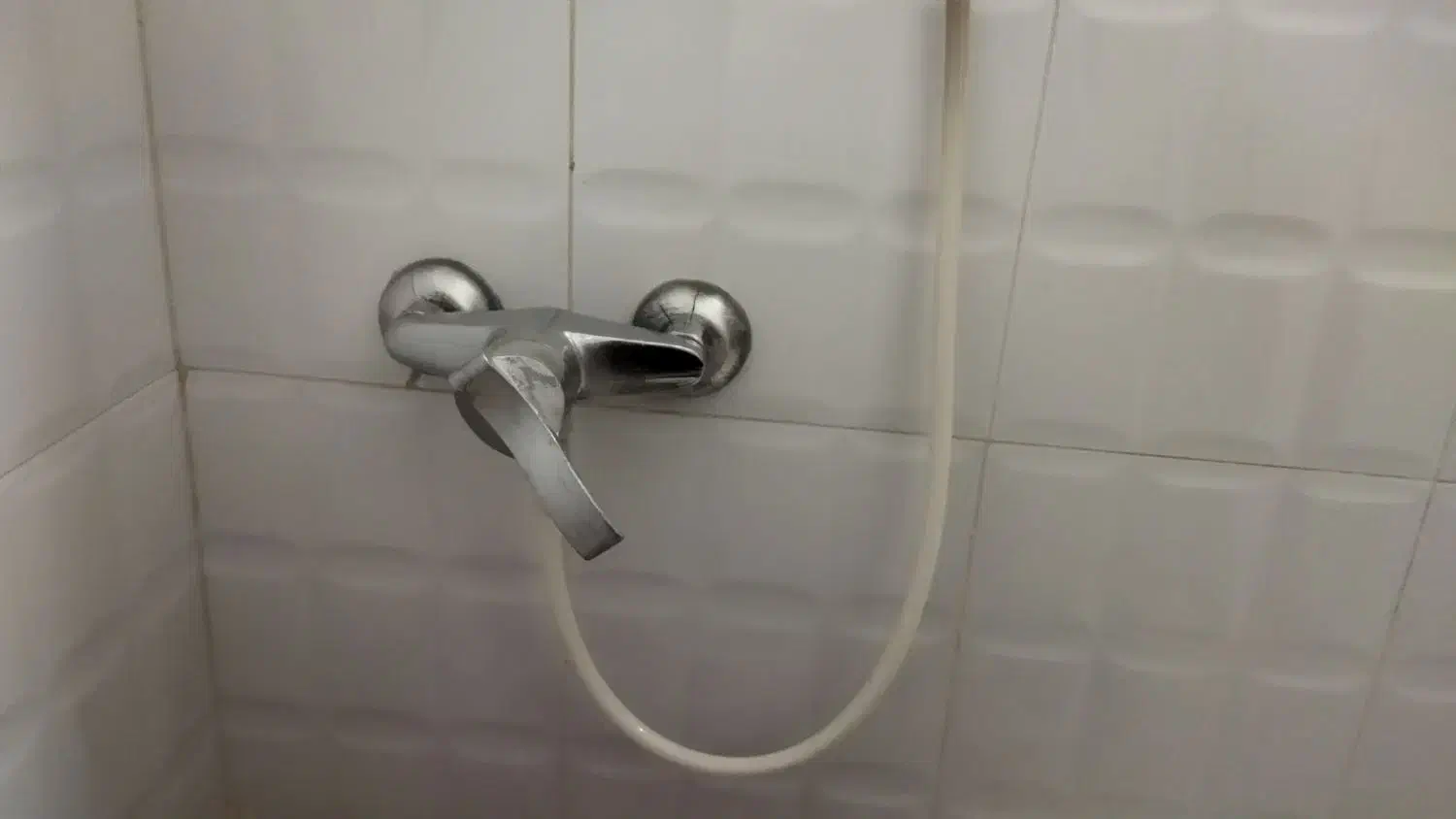 وسایل دستشویی|لوازم سرویس بهداشتی|هشتگرد, هشتگرد قدیم|دیوار