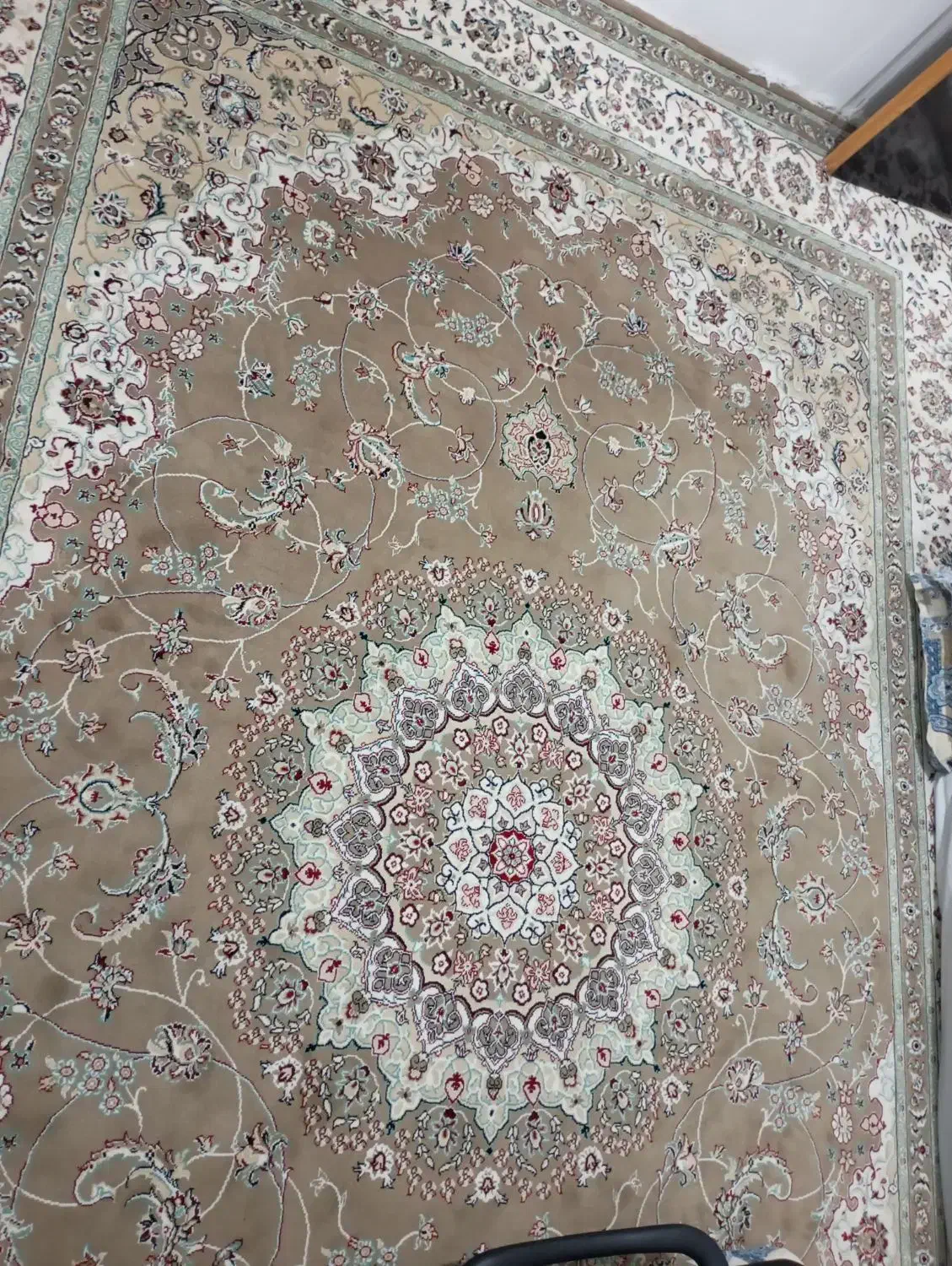 فرش 9متری و یک عدد 6متری|فرش|همدان, |دیوار