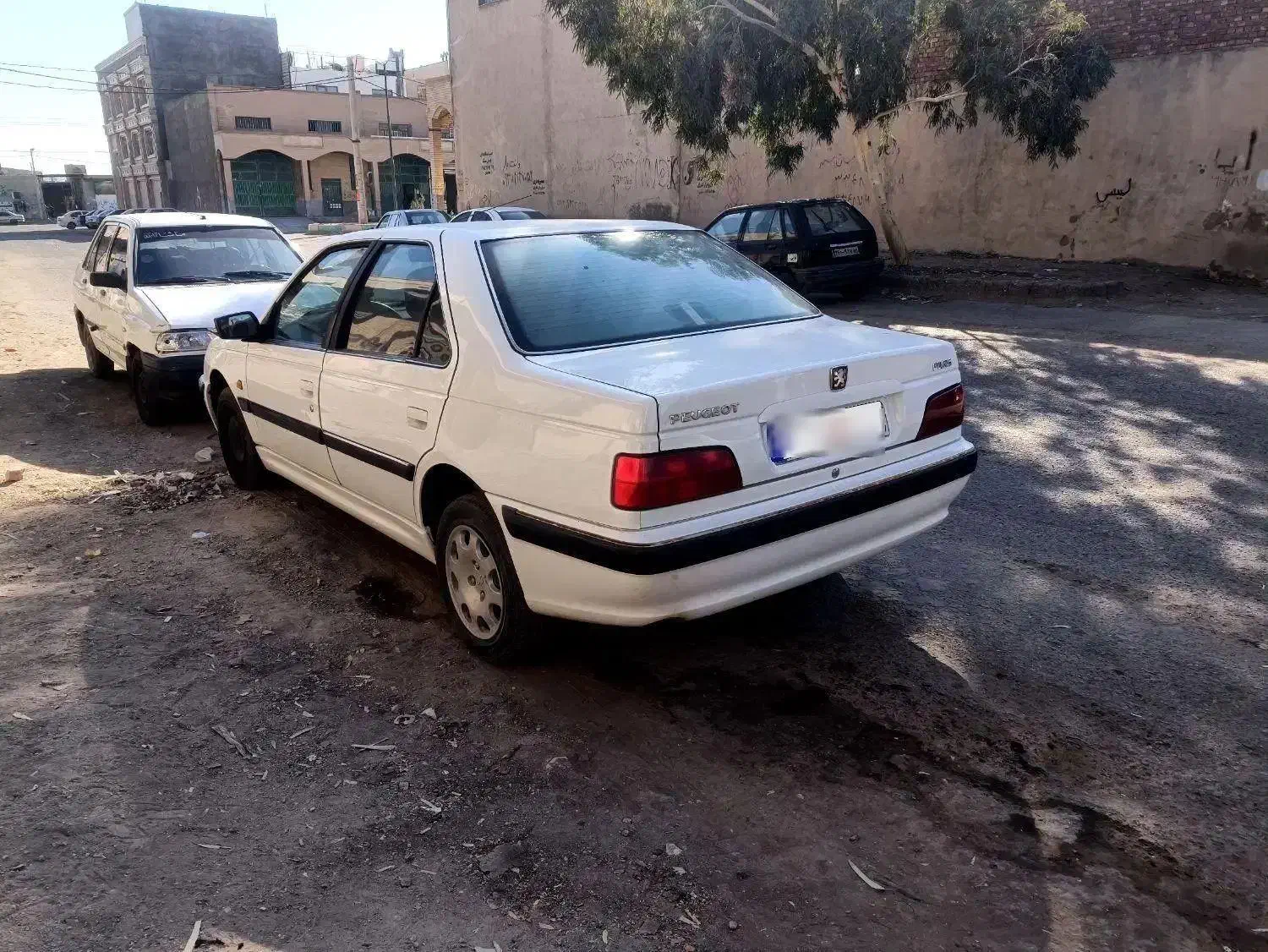 پارس مدل۹۸ «خونگی»|خودرو سواری و وانت|زاهدان, |دیوار