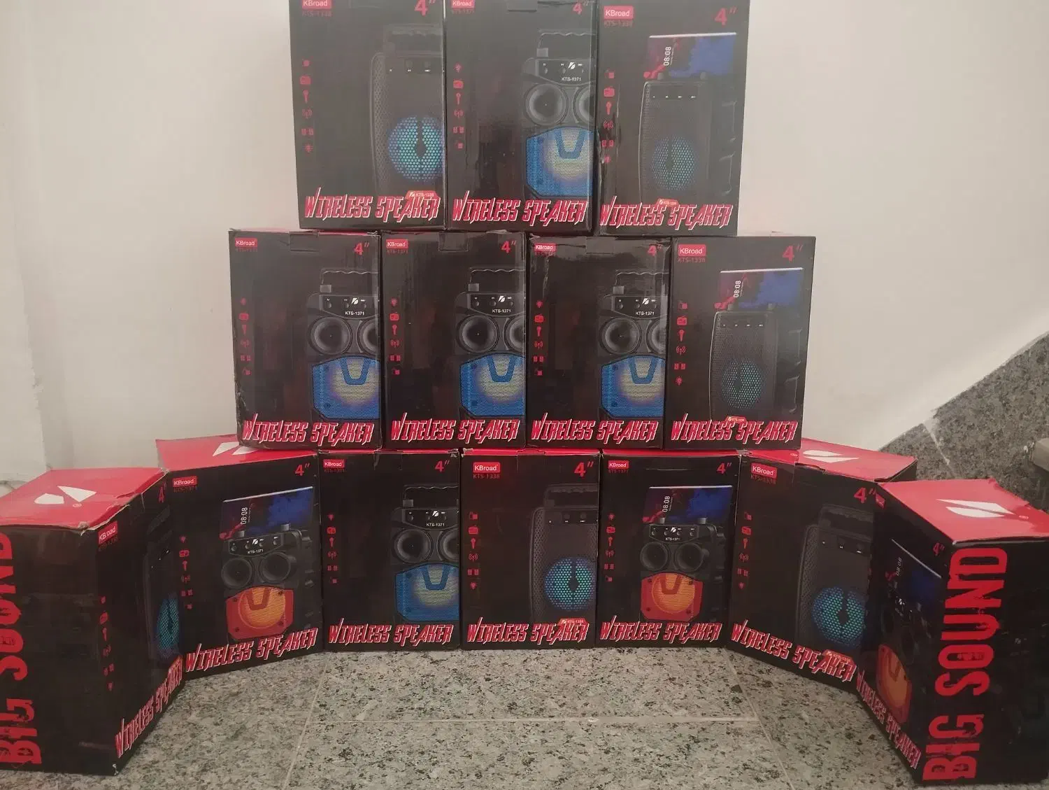 اسپیکر بزرگ 1371|پخشکننده همراه|ارومیه, |دیوار