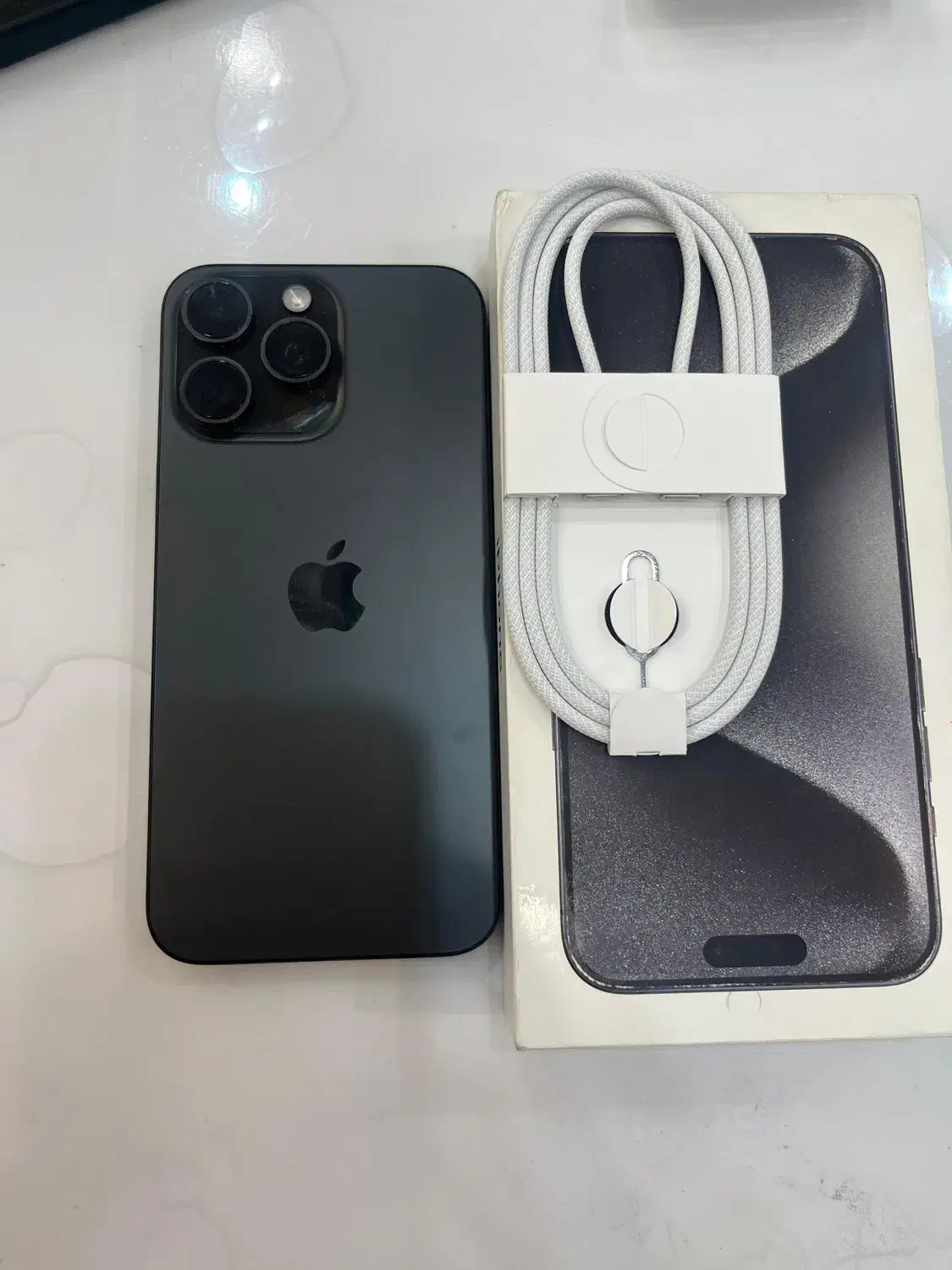 اپل iPhone 15 Pro Max با حافظهٔ ۲۵۶ گیگابایت|موبایل|شیراز, ارم|دیوار