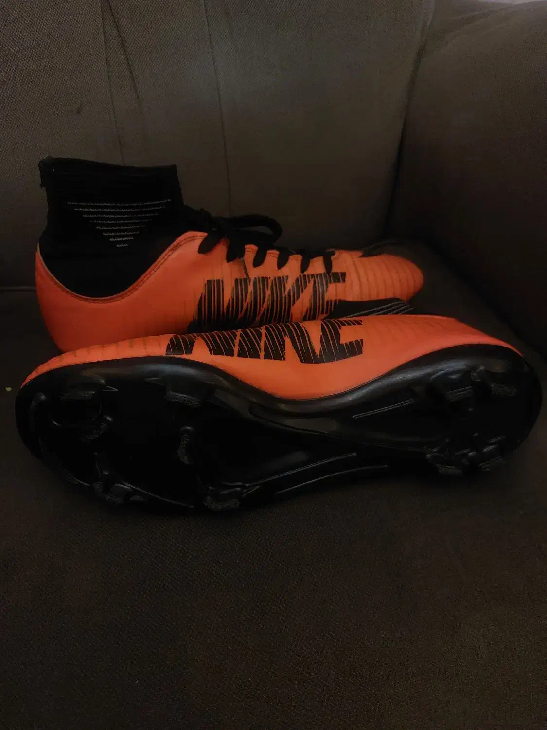 کفش فوتبال|کیف، کفش، کمربند|مراغه, |دیوار