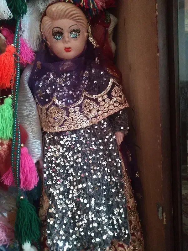 عروسک|اسباببازی|ایذه, |دیوار