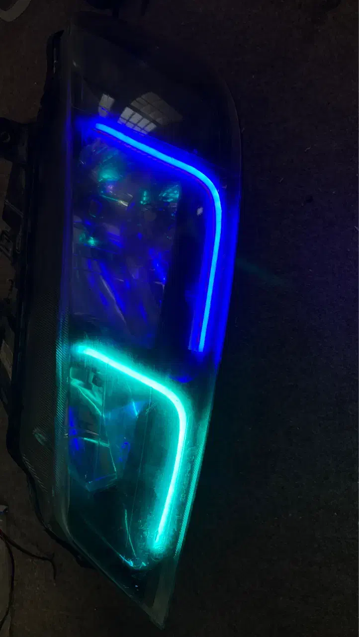 چراغ جلو|قطعات یدکی و لوازم جانبی|شیراز, شهرک گلها|دیوار