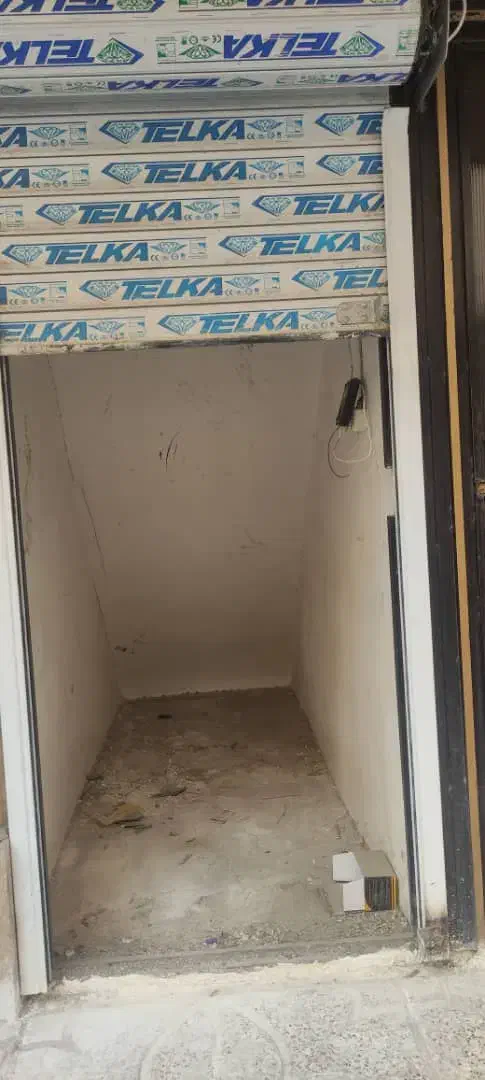 فروش مغازه زیر پله ۴متری حصارک اسلامشهر|فروش مغازه و غرفه|اسلامشهر, شهرک سعیدیه|دیوار