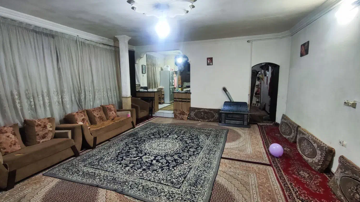 **املاک قصر**طبقه دوم سر نبش در ایثارگران|فروش آپارتمان|مشهد, ایثارگران|دیوار