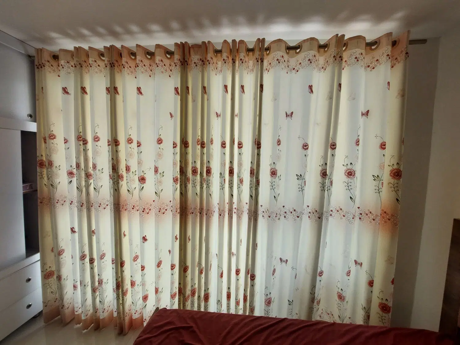 پرده|پرده، رانر، رومیزی|چمستان, |دیوار