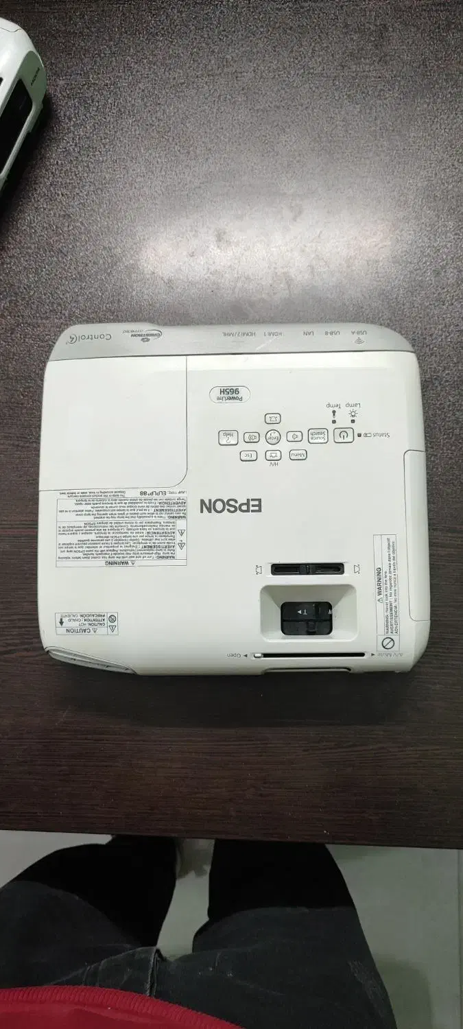 دیتا پروژکتور اپسون epson|تلویزیون و پروژکتور|قم, پردیسان|دیوار