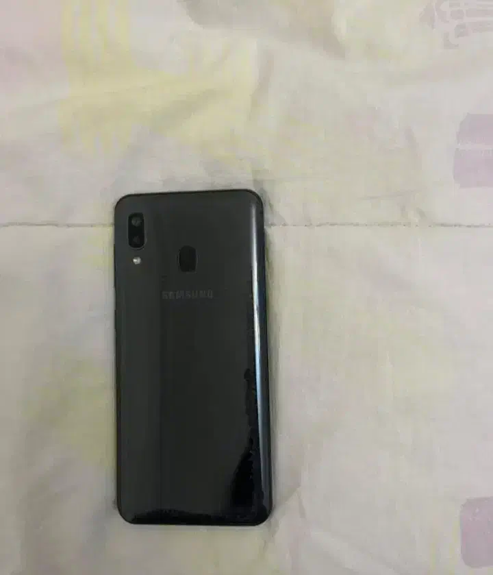 گوشی a20 سامسونگ سالم|موبایل|قم, پردیسان|دیوار