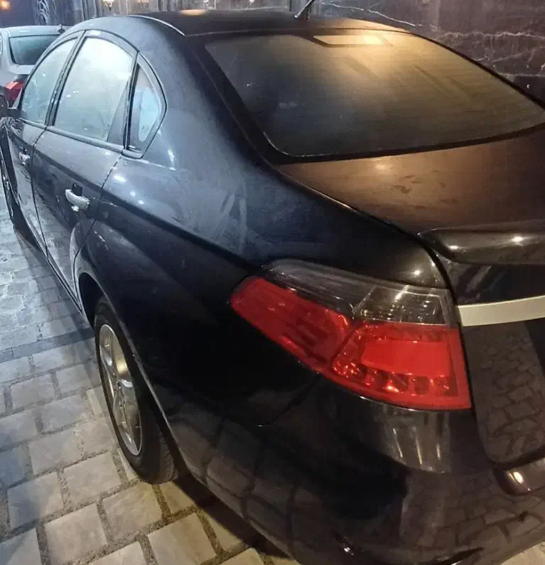 برلیانس ۳۳۰مدل ۹۶موتور کوچیک بشرط۳لکه رنگ|خودرو سواری و وانت|رشت, یخسازی|دیوار