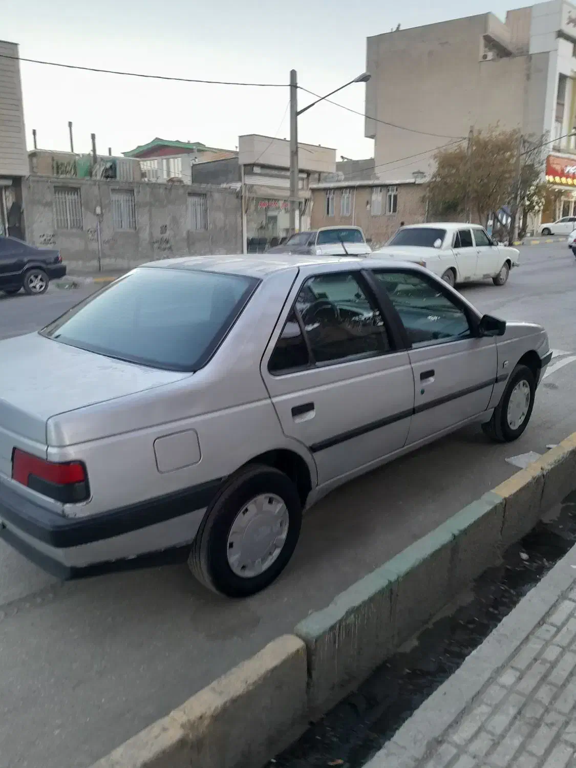 روا سال دوگانه کارخانه مدل ۹۰|خودرو سواری و وانت|سنندج, |دیوار