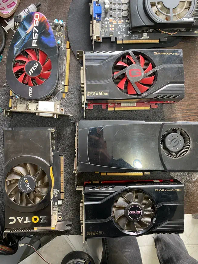 گرافیک 1gig ddr5|قطعات و لوازم جانبی رایانه|شیراز, آزادگان|دیوار