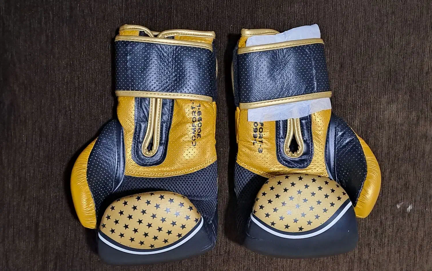 لوازم بوکس و موی تای|تجهیزات ورزشی|فردیس, داوری|دیوار