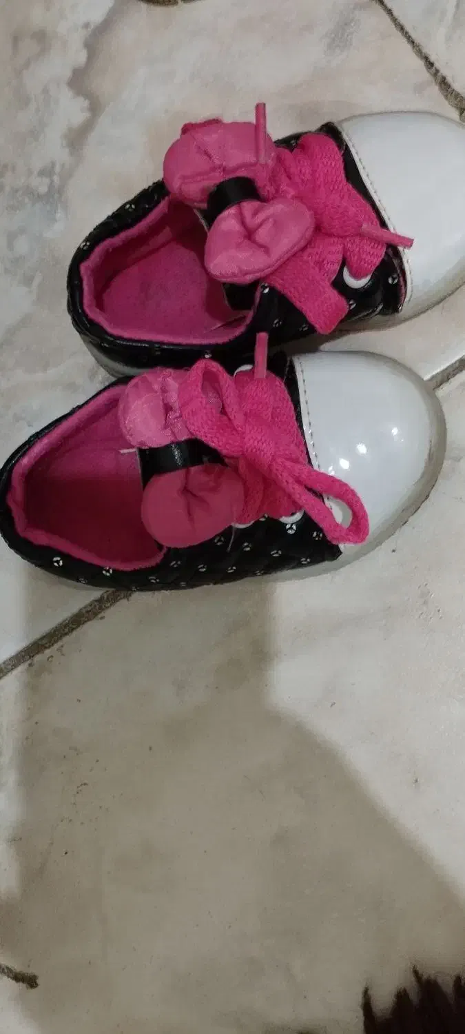 کفش بچه گانه|کفش و لباس بچه|فردیس, نگارستان|دیوار