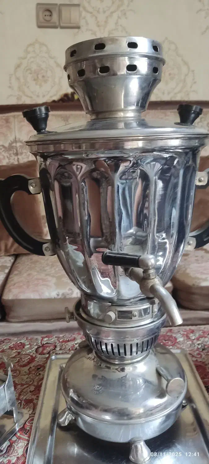 سماور نفتی  پارچ لگن منقل کوچک سینی یک عدد علادین|سماور، چای‌ساز، قهوه‌ساز|اصفهان, وحید|دیوار