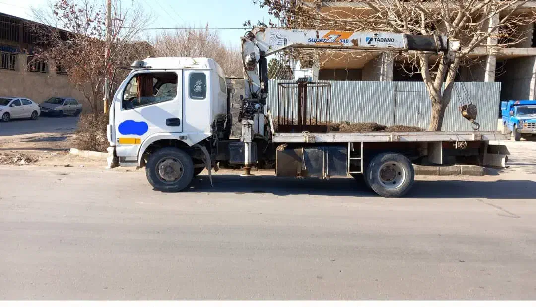 جرثقیل سبددار و حمل دستگاههای صنعتی و کانکس|خدمات حمل و نقل|نطنز, |دیوار