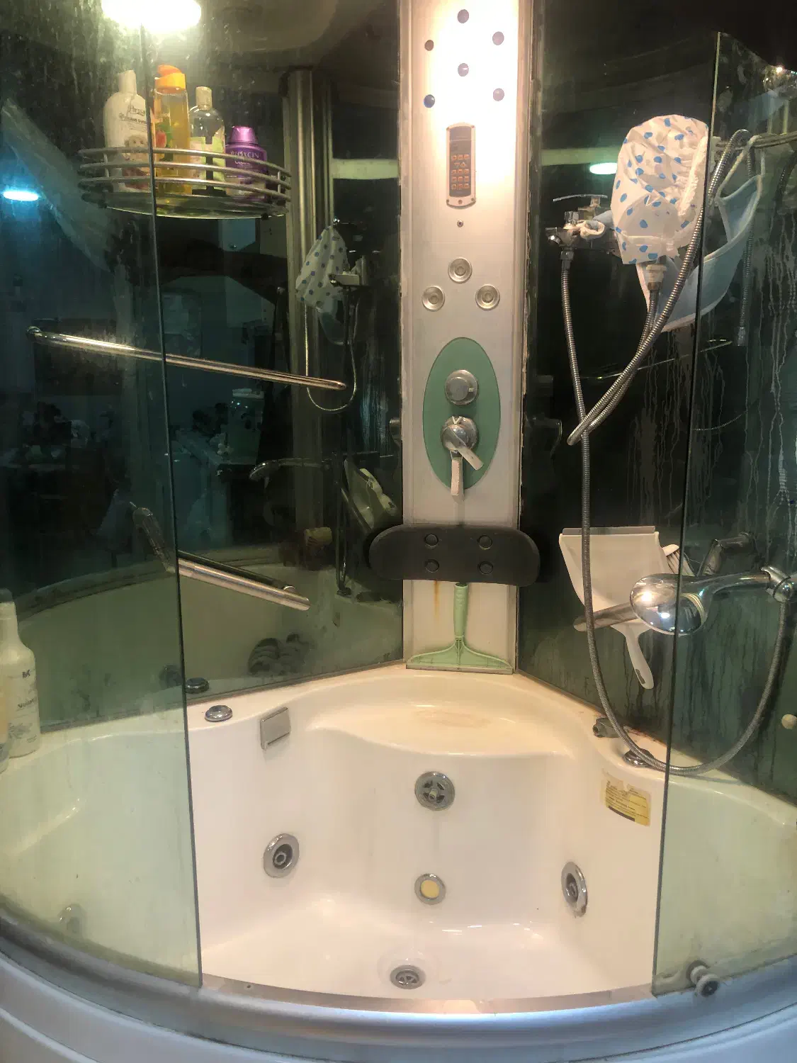 وان|لوازم حمام|کیش, |دیوار