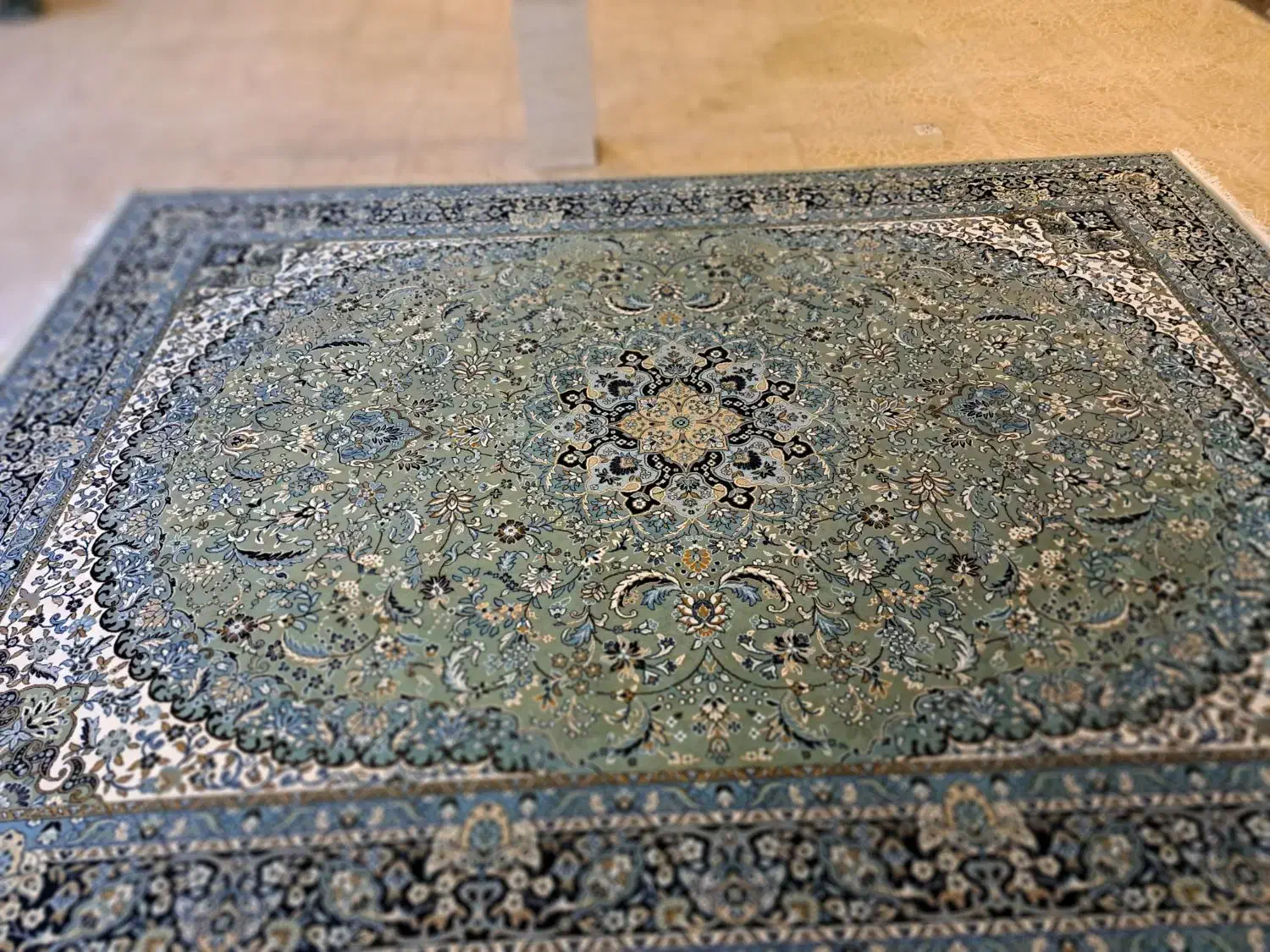 ۳ عدد فرش ۱۲ متری مهستان ۷۰۰ شانه|فرش|بروجرد, |دیوار