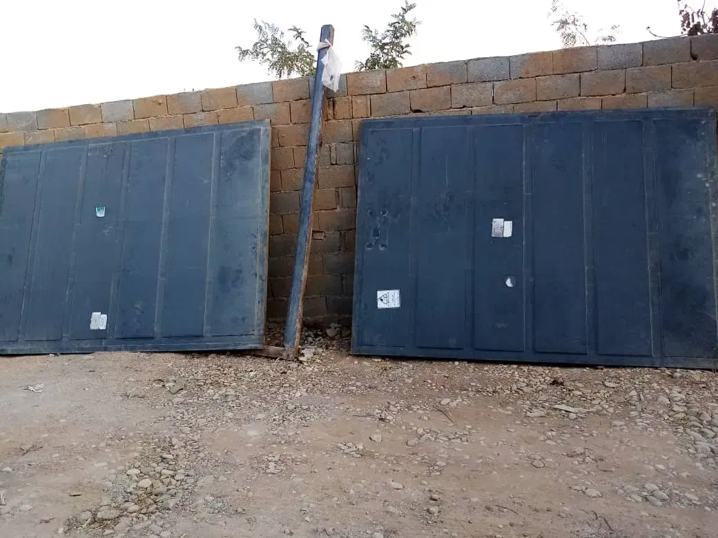 درب باغی مدل قابلمه آیی|مصالح و تجهیزات ساختمان|شیراز, چوگیاه|دیوار