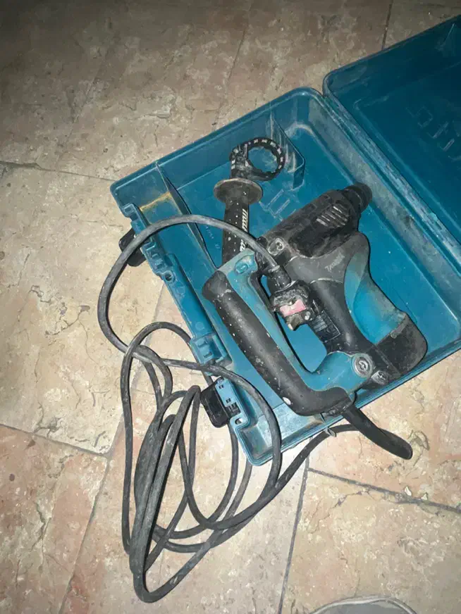 دریل پیکور هیلتی بتن کن ۲۸میلی متری ماکیتا ۲۸۱۱|ابزارآلات|کرج, کوی امامیه|دیوار