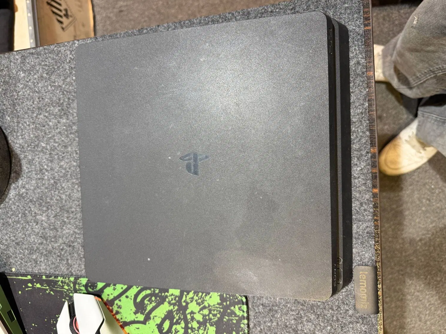 PS4 SLIM|کنسول، بازی ویدئویی و آنلاین|تهران, چوب تراش|دیوار
