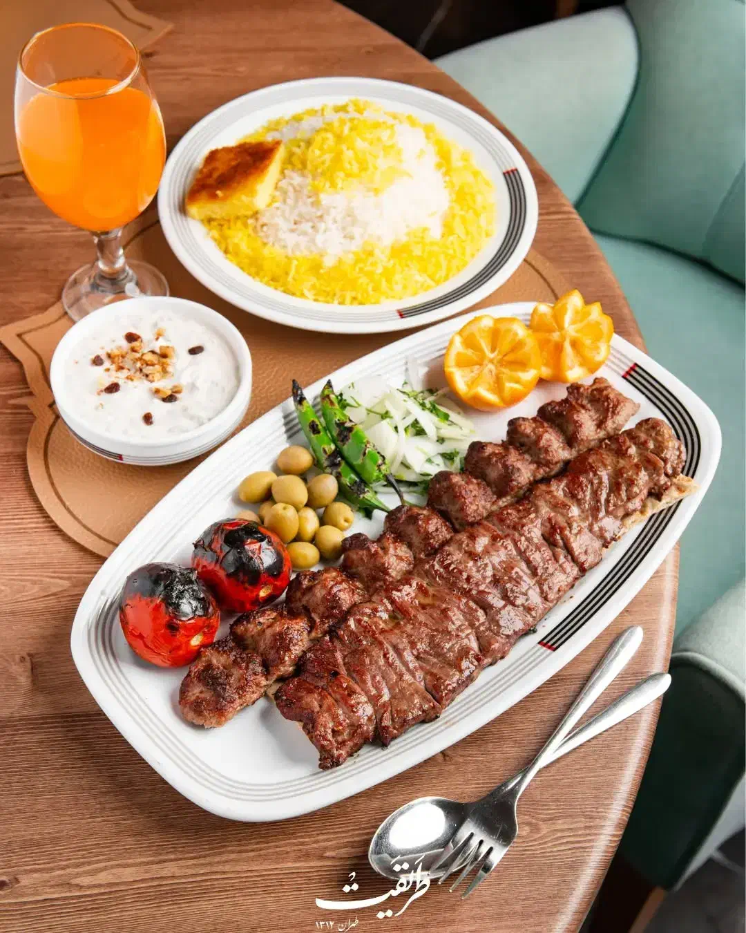 جذب نیرو در تمام سکشن های رستوران/باشرایط ویژه|استخدام خدمات فروشگاه و رستوران|تهران, جردن|دیوار