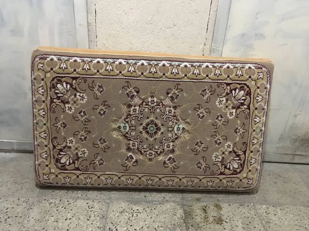 دو عدد پشتی|پشتی|تهران, خزانه|دیوار