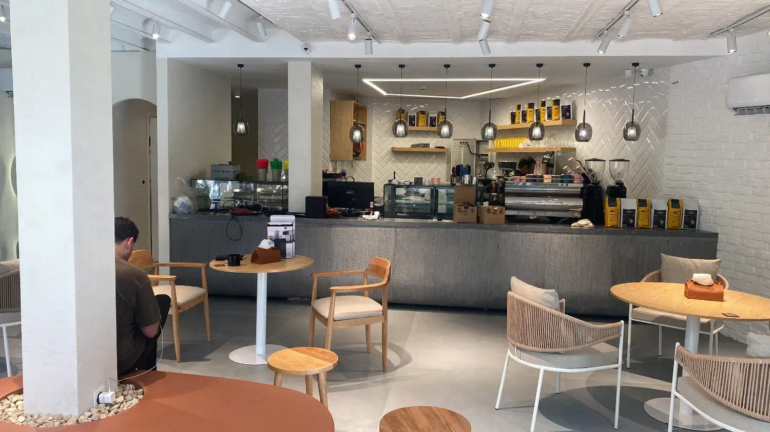 نیروی ساده|استخدام خدمات فروشگاه و رستوران|تهران, نیلوفر|دیوار