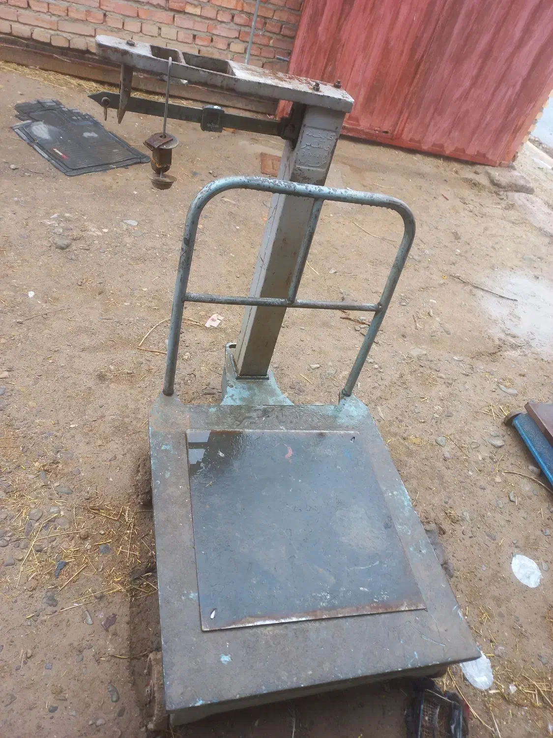 قاپان ترازو سنگی|کلکسیون اشیاء عتیقه|هریس, |دیوار