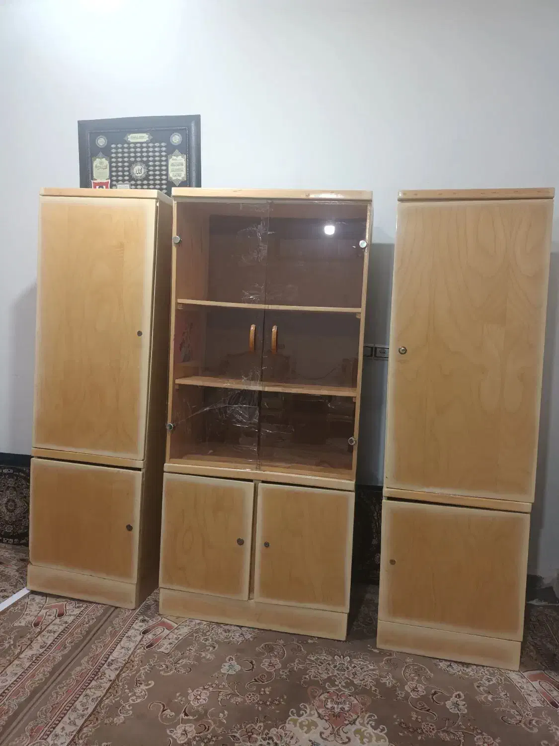 کمدوبوفه دار|بوفه، ویترین، کنسول|رباطکریم, کیکاور|دیوار