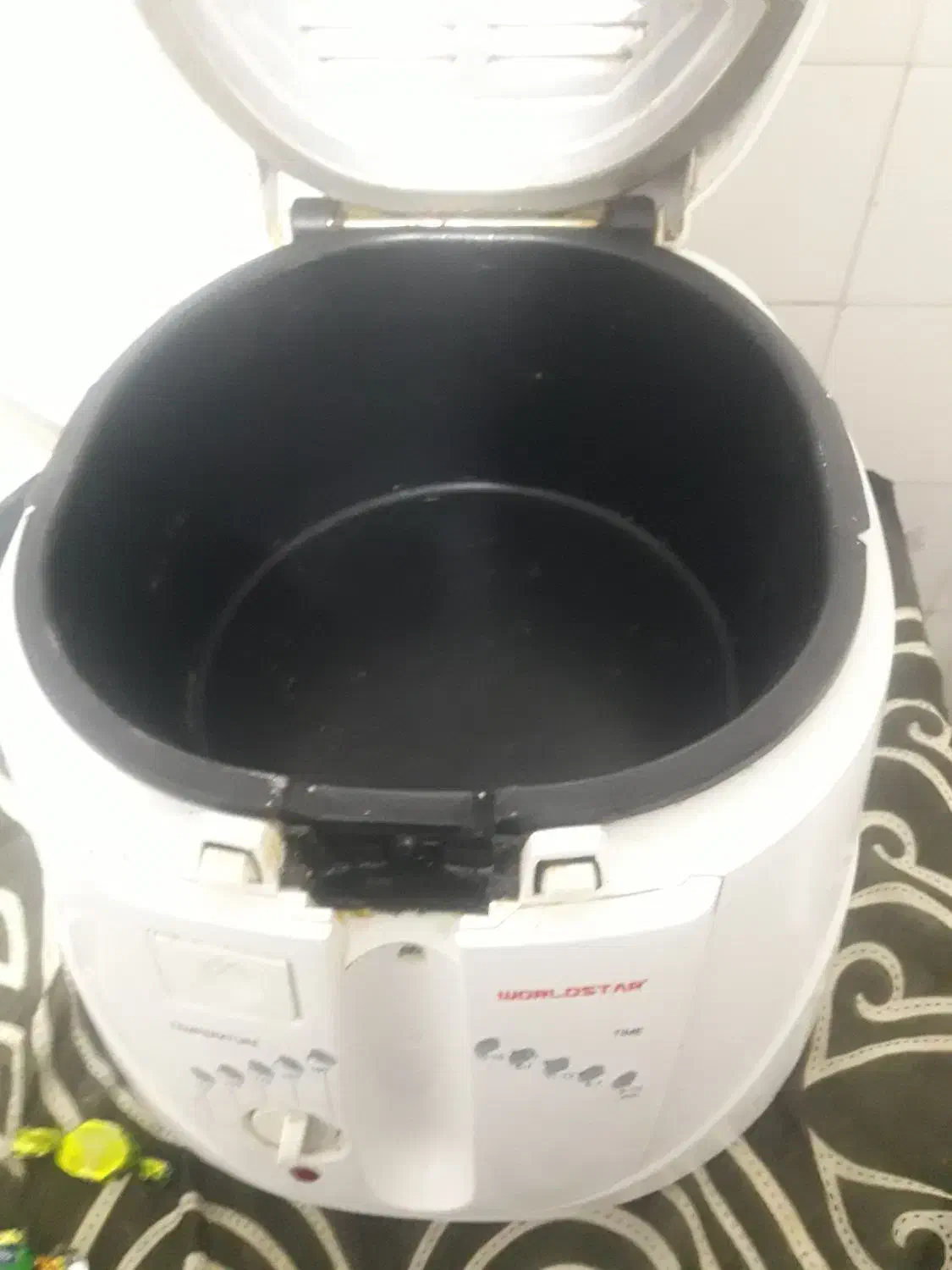 سرخ کن|ظروف پختوپز|قم, باجک سه|دیوار