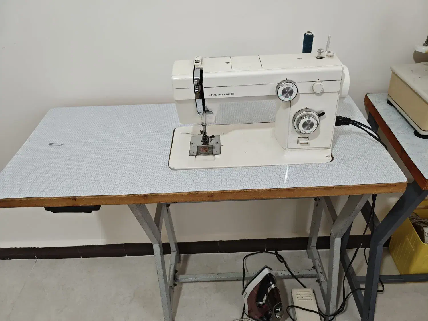 چرخ خیاطی ژانومه ۸۰۸|چرخ خیاطی و ریسندگی|گرمسار, |دیوار