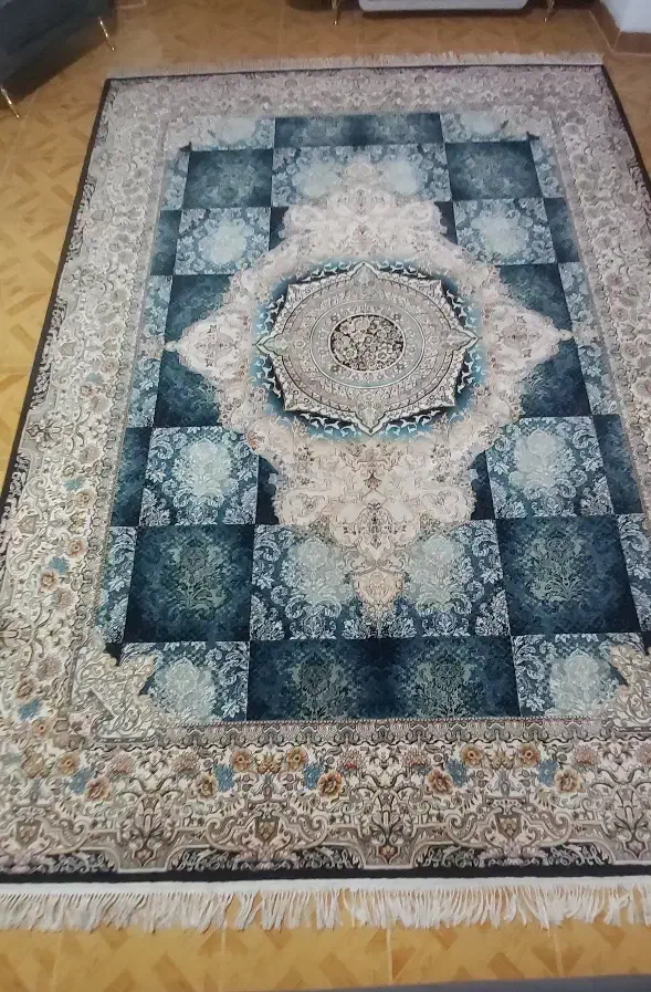 فرش ۹ متری ۷۰۰ شانه|فرش|لاهیجان, لیالستان|دیوار