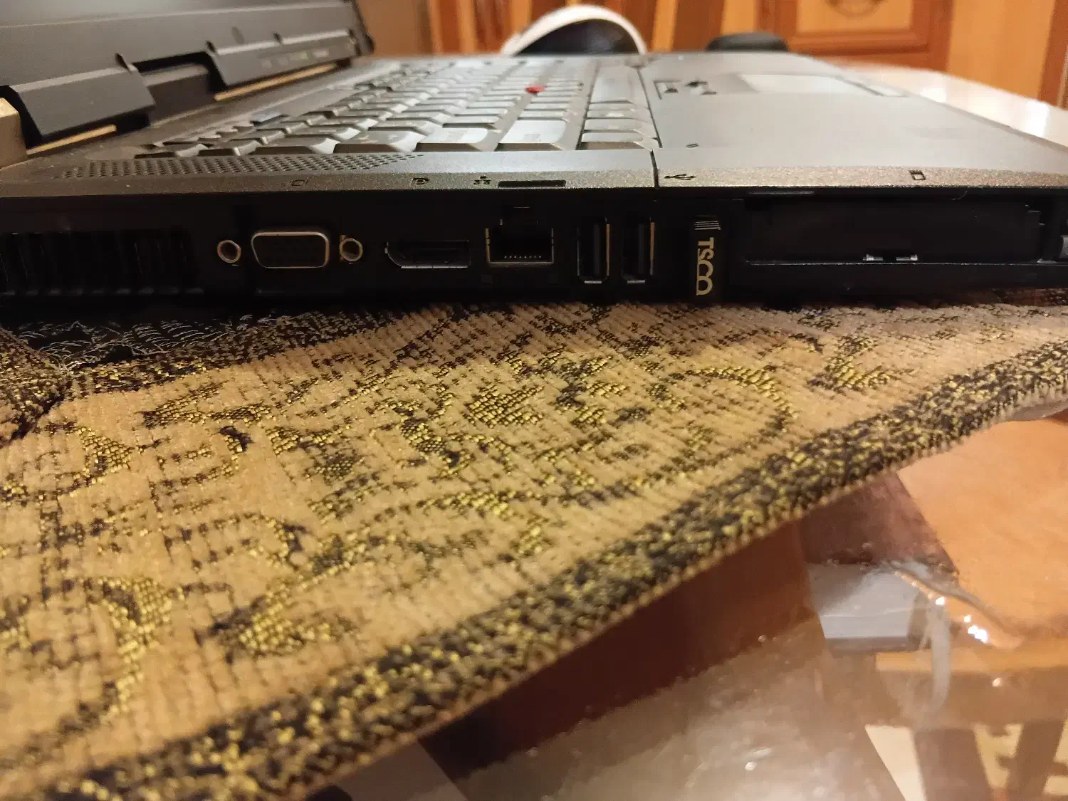 Lenovo ThinkPad|رایانه همراه|تهران, فلسطین (میدان انقلاب)|دیوار